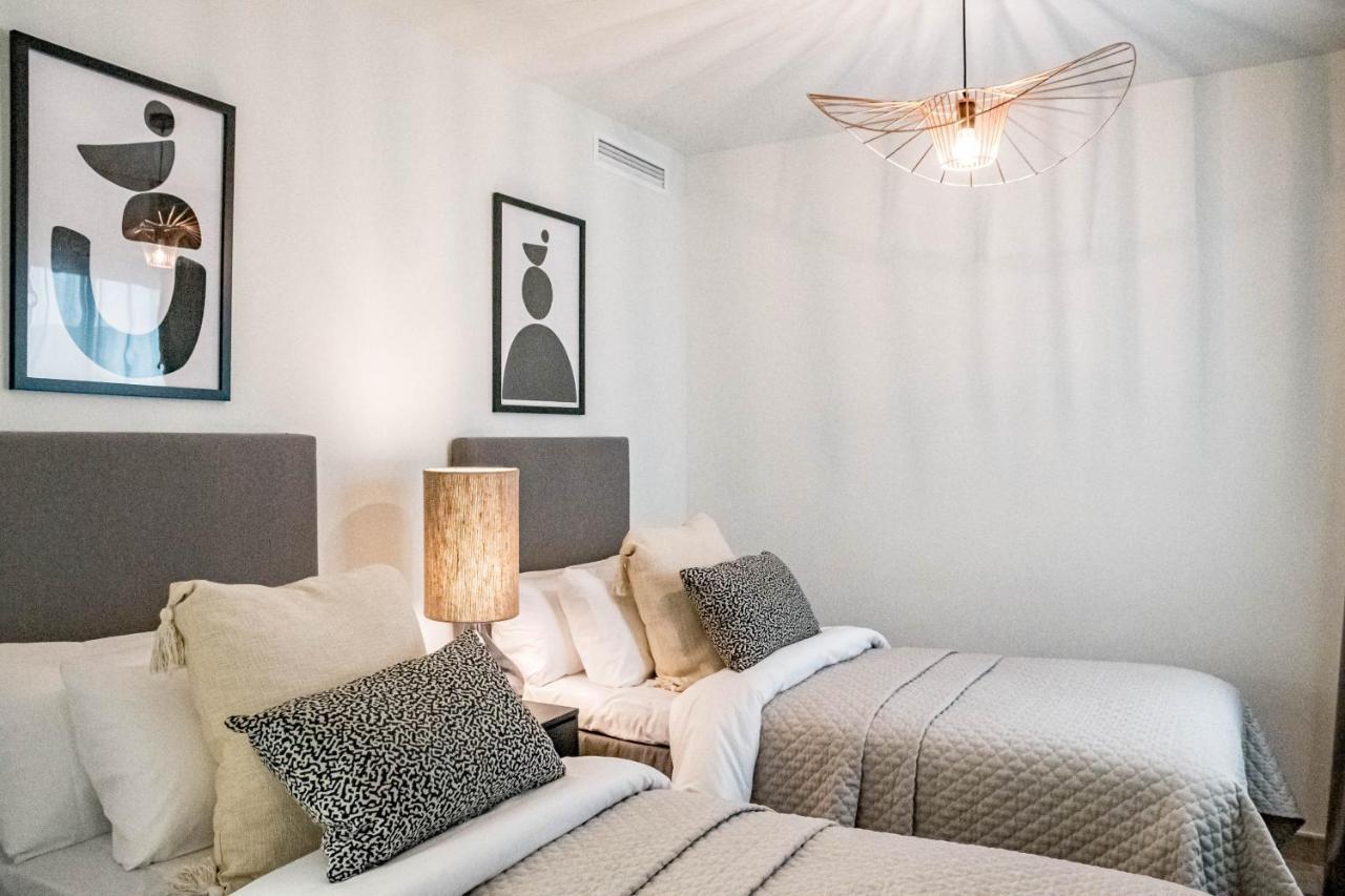 Inf27e- By Roomservices Apartment
